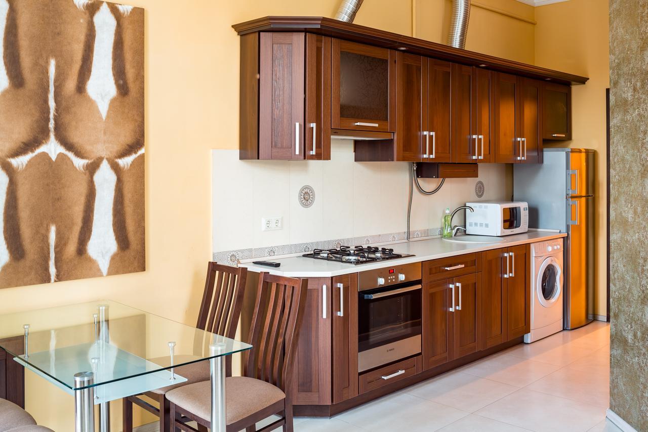 Leogrand Apartments On Doroshenka Street 1 리비프 외부 사진