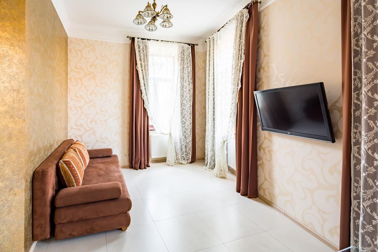Leogrand Apartments On Doroshenka Street 1 리비프 외부 사진