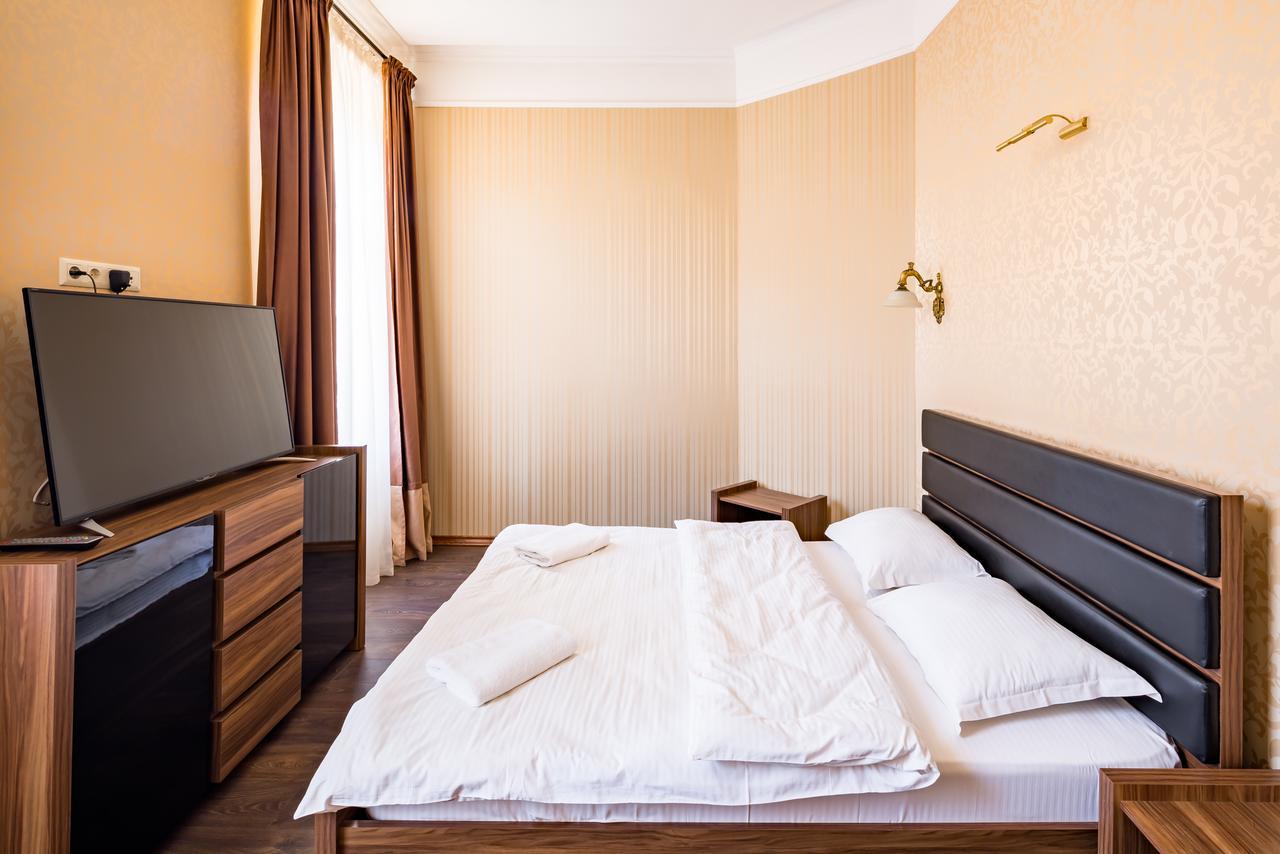 Leogrand Apartments On Doroshenka Street 1 리비프 외부 사진